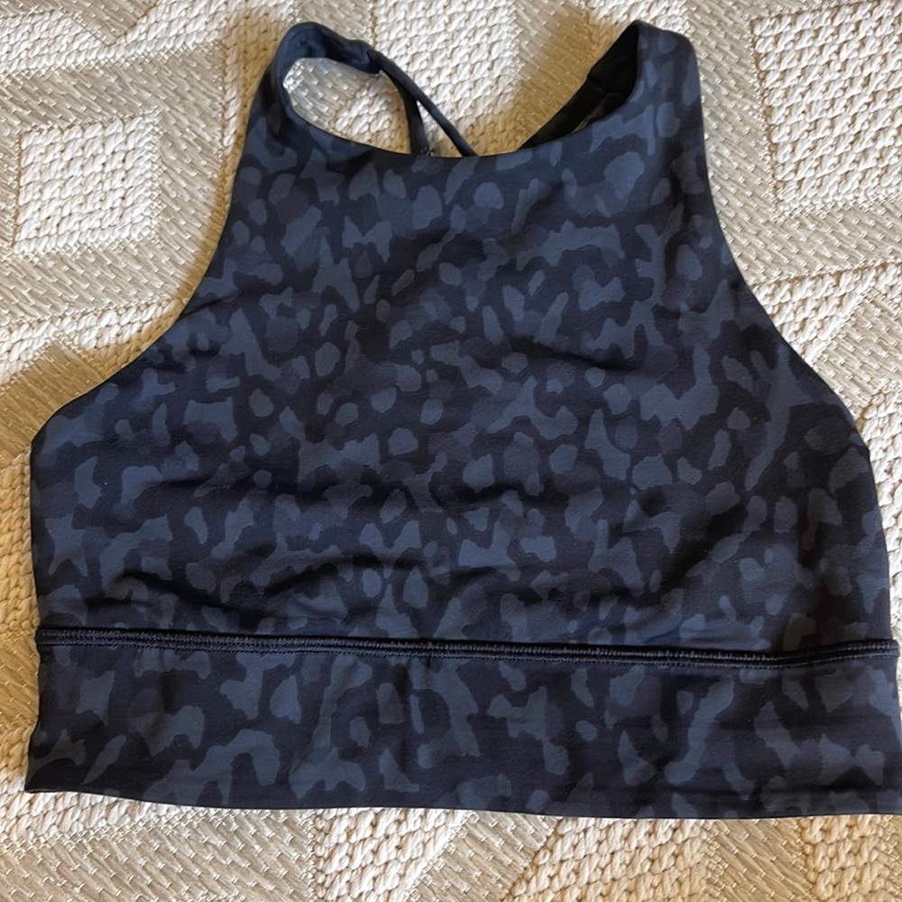 lululemon hi neck energy bra size 6